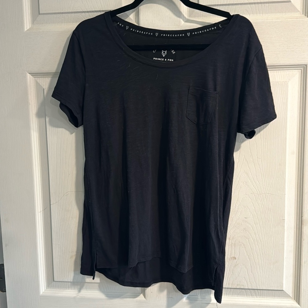 Prince and fox women’s large tshirt black